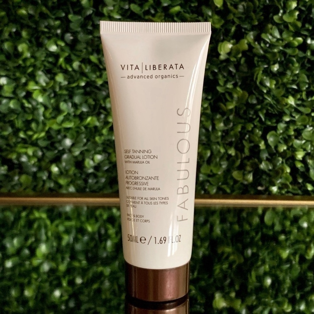 Fabulous Vita Liberata self tanning gradual lotion Brand New Sealed